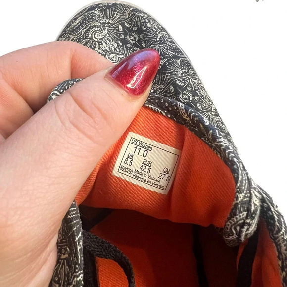 VANS‎ Atwood Low Paisley Henna Black white Canvas Sneakers Women's Size 11 - Picture 9 of 9